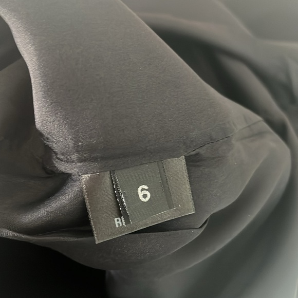 Wayne Vintage 100% silk cheongsam dress with pockets - size 6- never worn - Picture 4 of 5